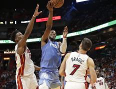 乐鱼-关于快船绝杀雄鹿，锡安扛起全队的信息