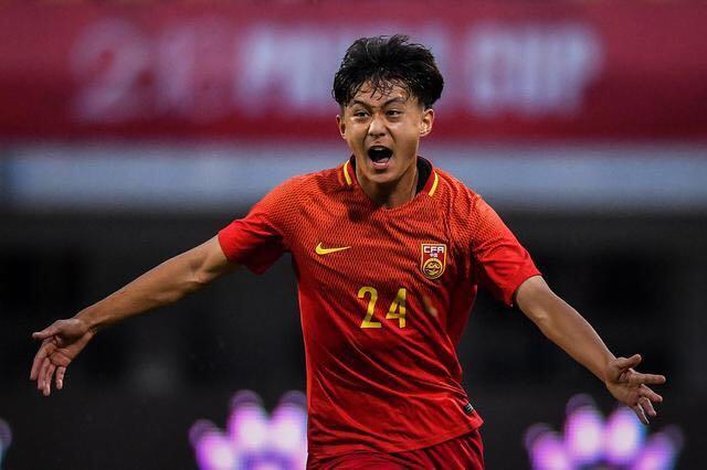 乐鱼体育-中国队碾压泰国队，郑思维高光表现